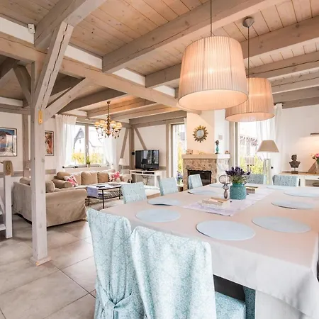 Mila Villa Mikołajki